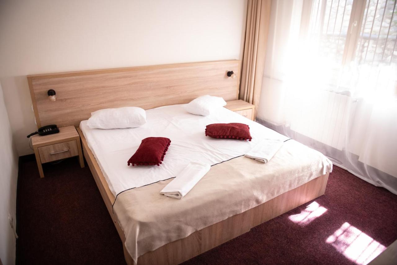Hotel Panoramic Râmnicu Vâlcea Eksteriør bilde