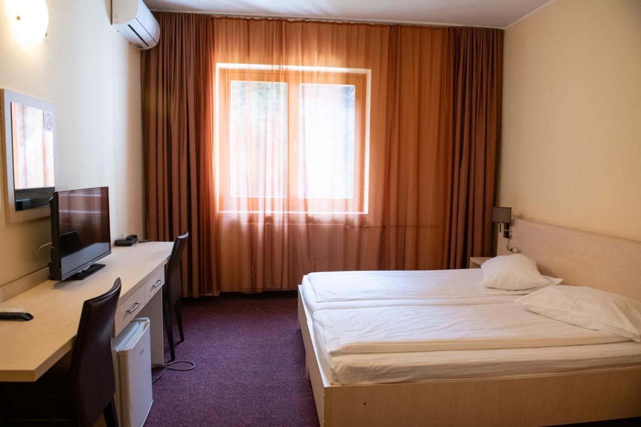 Hotel Panoramic Râmnicu Vâlcea Eksteriør bilde
